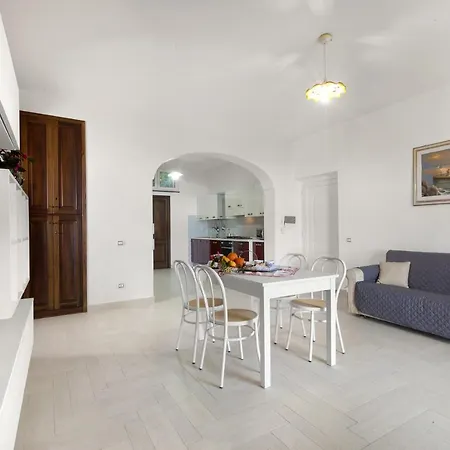 Holiday home Amore Rentals - Casa Alyssa Sant'Agata sui due Golfi